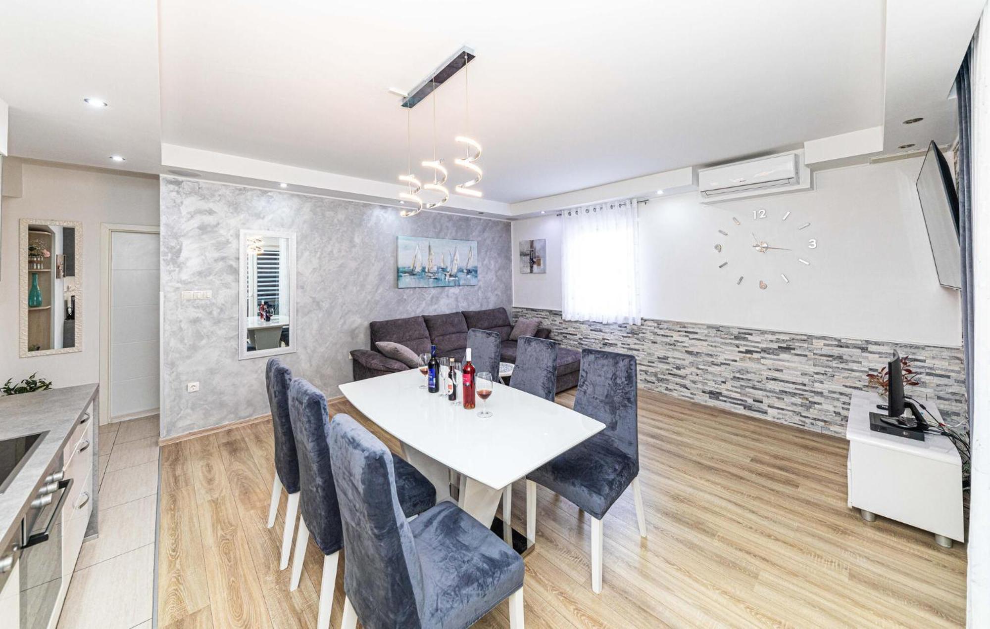 Apartment Near The Sea Kaštela Εξωτερικό φωτογραφία